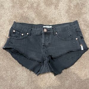 Black one teaspoon mid rise denim short